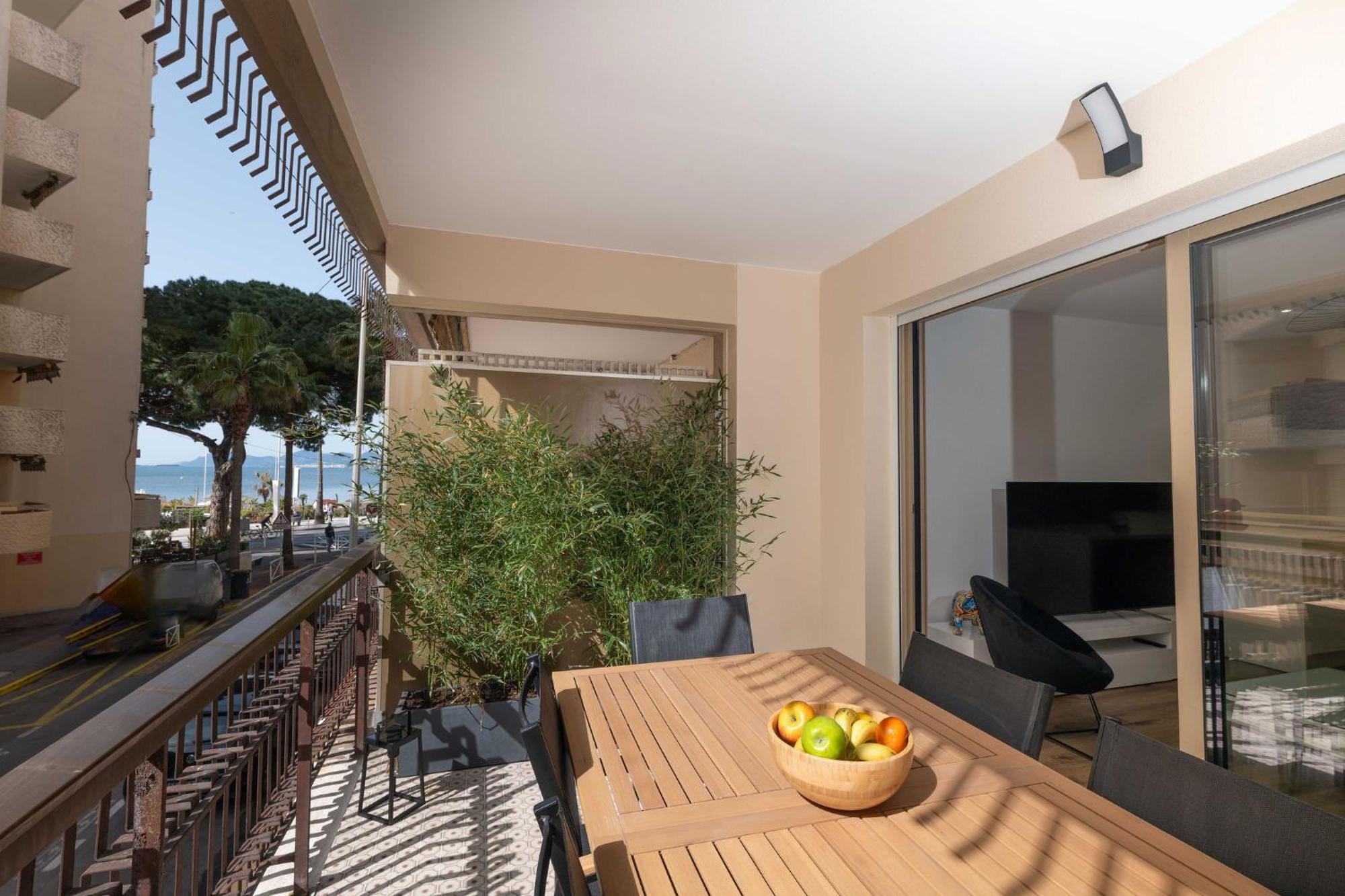 Somptueux Appartement 20M Plages Avec Vue Mer Antibes Exterior foto
